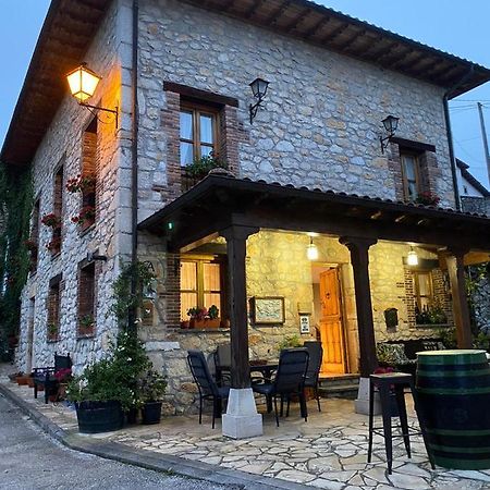 La Casona Del Jou Pension Ortiguero Buitenkant foto