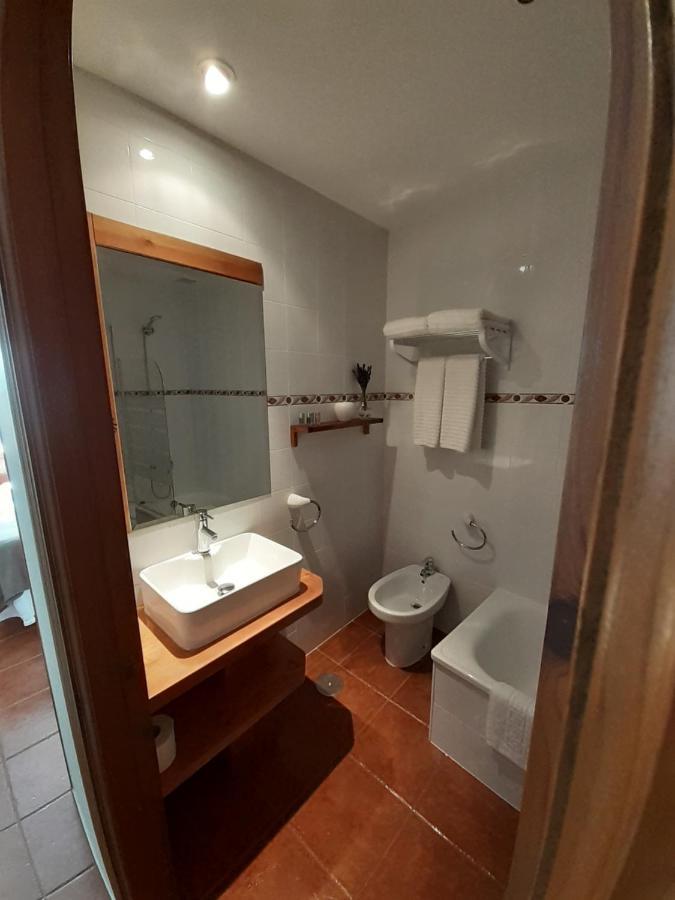 La Casona Del Jou Pension Ortiguero Buitenkant foto