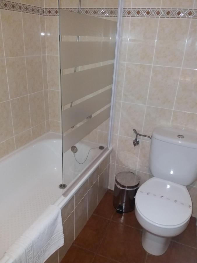 La Casona Del Jou Pension Ortiguero Buitenkant foto