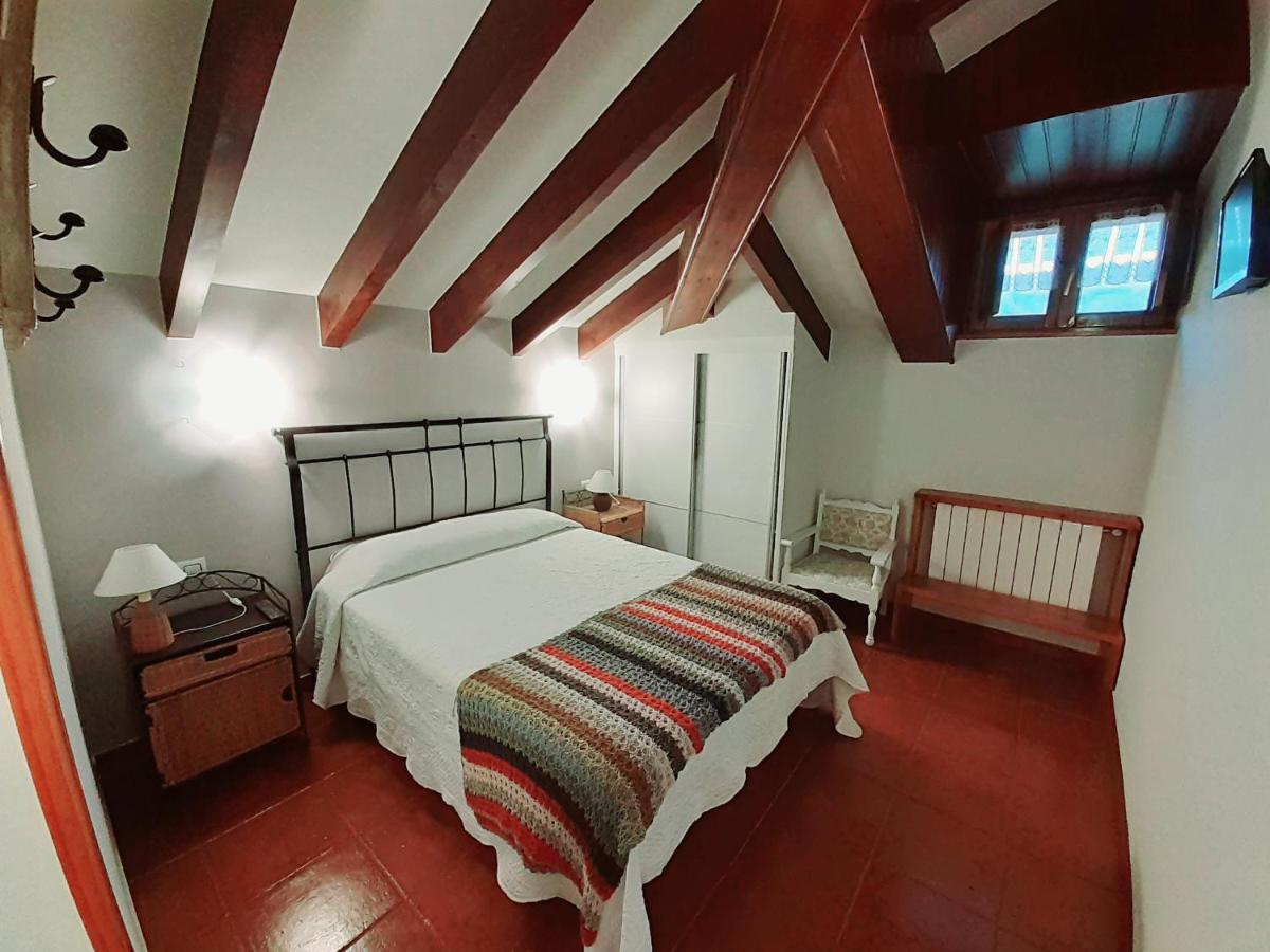 La Casona Del Jou Pension Ortiguero Buitenkant foto