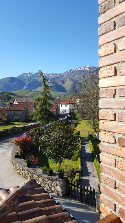 La Casona Del Jou Pension Ortiguero Buitenkant foto